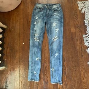 AE Girlfriend jeans